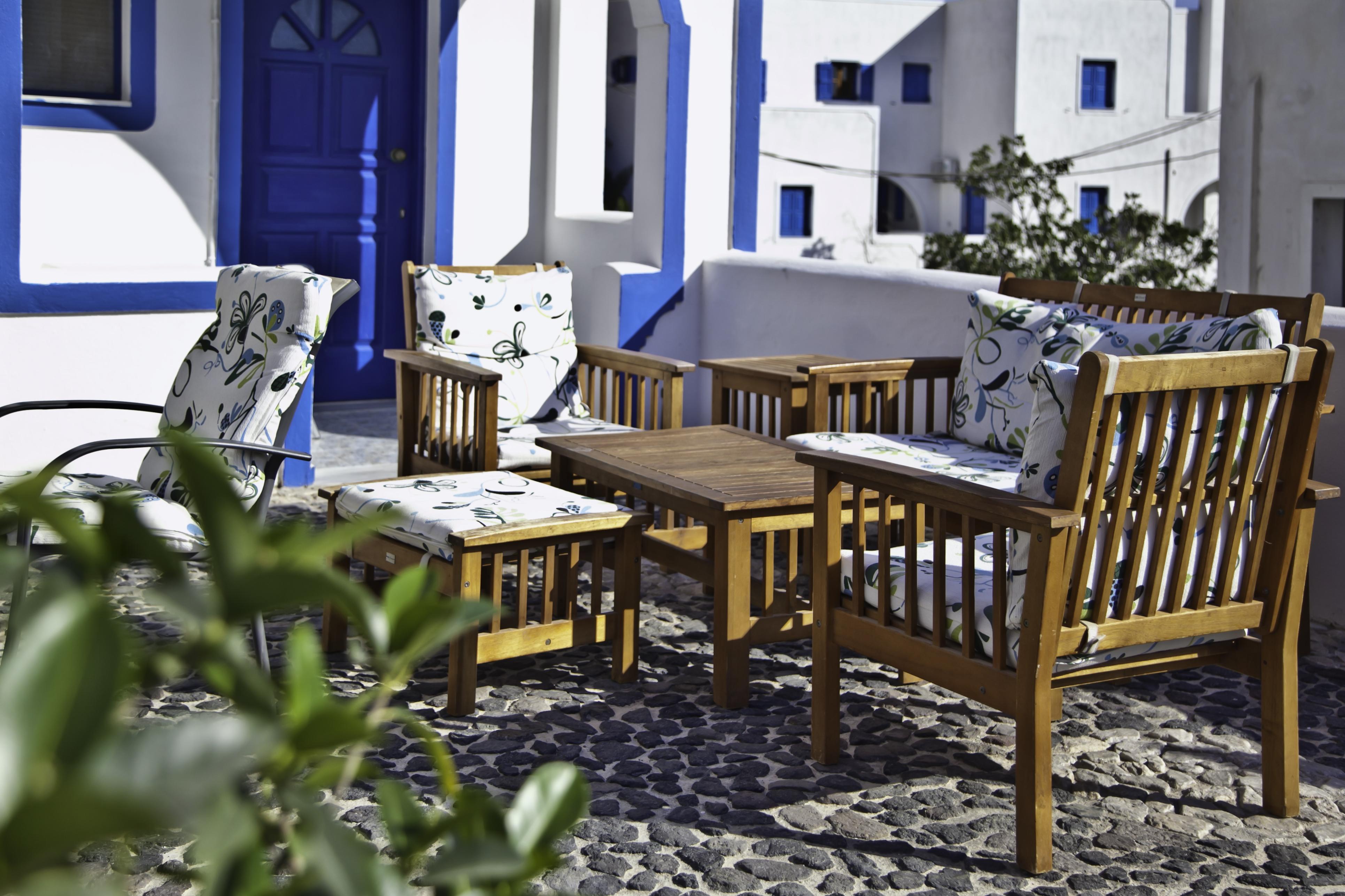 Roula & Bed & Breakfast 2*